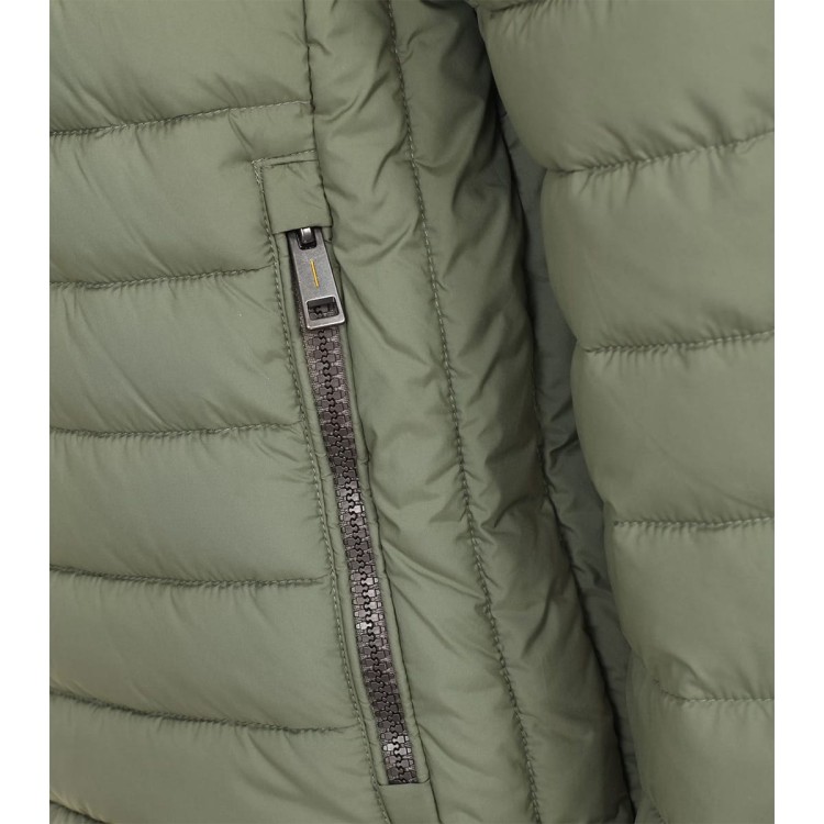 pikowana kurtka na stojce 6xl