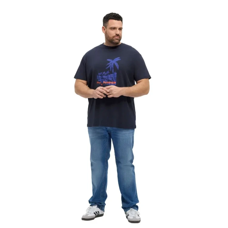 modny t-shirt dla puszystego pana