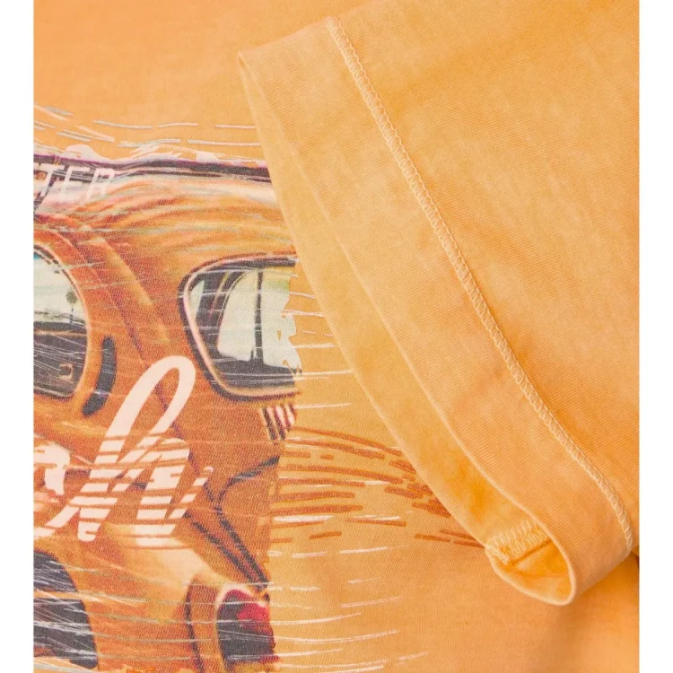 t-shirt nadruk chlopak nastolatek