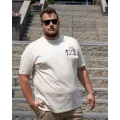 t-shirt modny chlopak