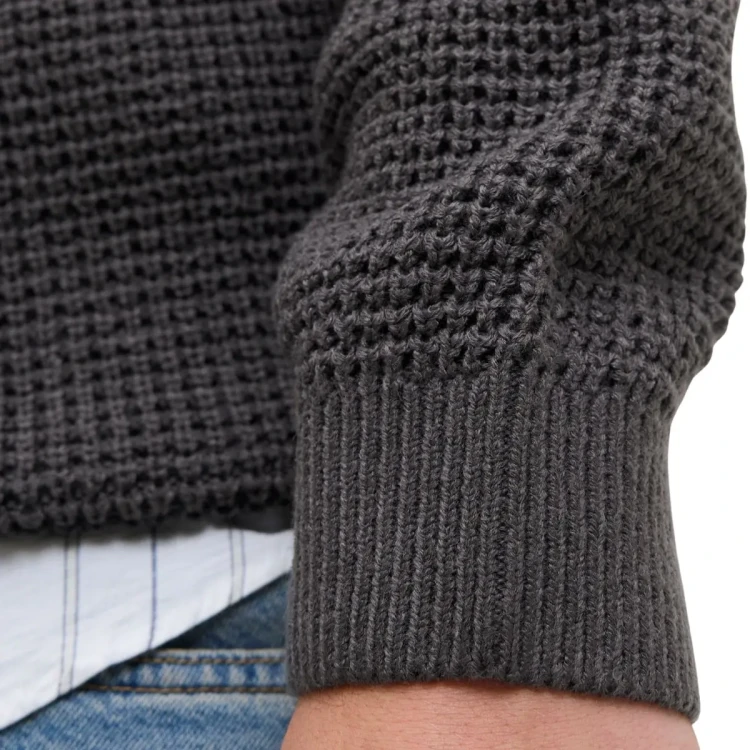 wygodny sweter dla nastolatka